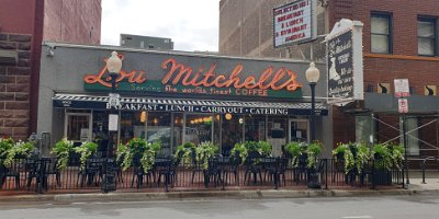 2019-09-05 Lou mitchells (3)