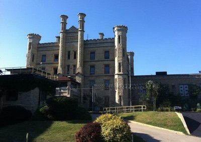 201x Joliet prison (2)