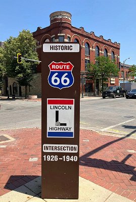 2024 Joliet - corner of Chicago Street and CassStreet by Peter Luthi