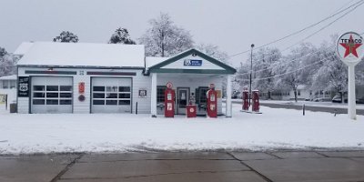 2021-01 Dwight - Marathon petrol station (3)