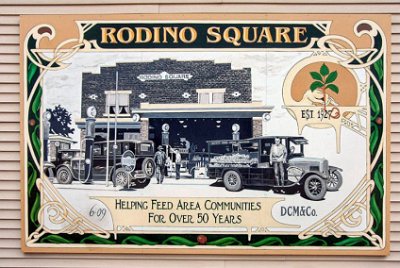 19xx Pontiac - Rodino Square 4