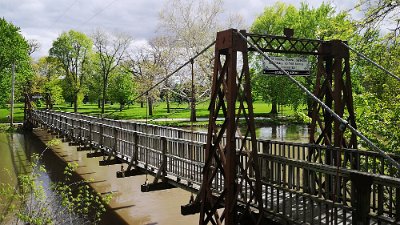 2018 Pontiac swinging bridge by Tom Waitli