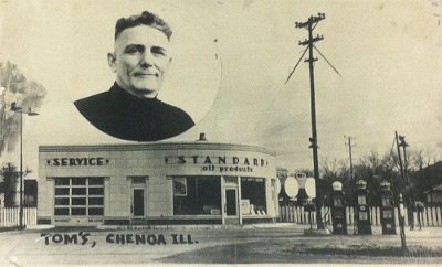 19xx Chenoa - Tom's service station
