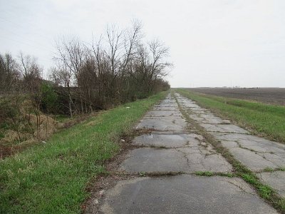 2021 Chenoa, IL to the south (WB), the 1926-40s alignment of Route 66 by Nolan Stolz