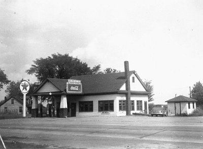 19xx Atlanta - Jim Brown's restaurant and station3