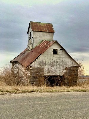 2023-03 Lincoln - Bent barn by Peggy Black