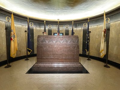 2024-05-22 Springfield il - Abraham Lincoln Tomb by Bryant Caldwell