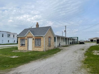 2023-05 Litchfield - Belevidere Motel and Cafe by Don Lancaster 10