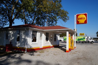 2021-05-11 Mount Olive - Souslby Service station by Glen Norman