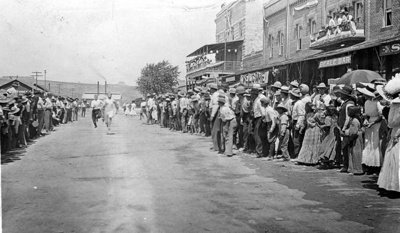 1928 Bunyon Derby - Kingman front street