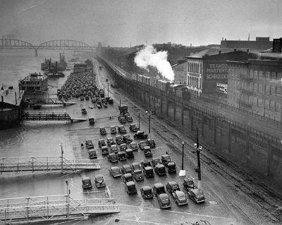 1938 St. Louis - riverfront before the Arch
