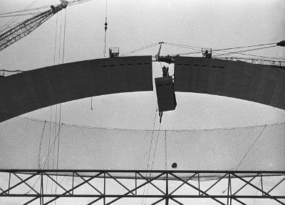 1965-10-19 St.Louis - Construction of the Arch