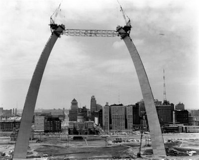 196x St. Louis Arch