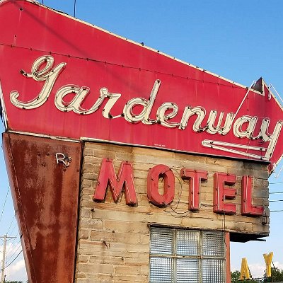 2019-06 Gardenway motel