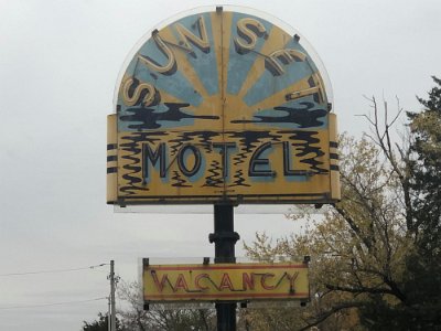 2017 Villa Ridge - Sunset motel 3