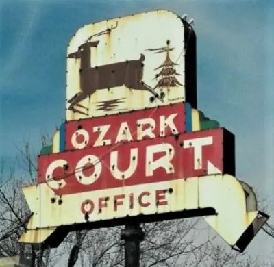 19xx St Clair - Ozark Court (1)