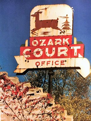 19xx St. Clair - Ozark Court (2)