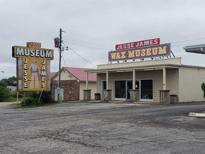 2021-05 Stanton - Jesse James museum 1