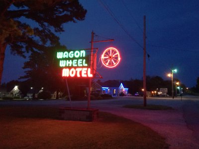 2019-09-08 Cuba, Wgaon Wheel motel (14)