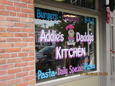 2015-08-31 St. James - Addie's Daddy's kitchen (4)