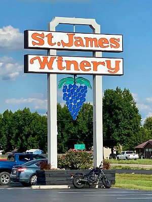 2021-10 St. James winery 2