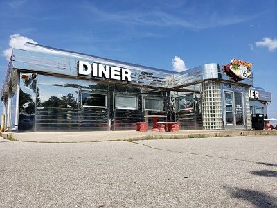 2019 St. Roberts - Route66 diner 1