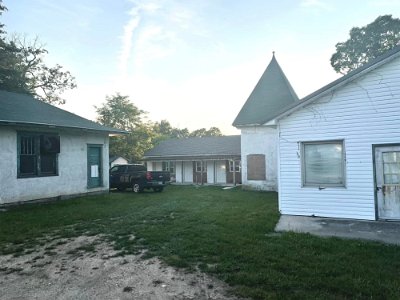 2023-05 Philipsburg - Orchard Grove service station by Don Lancaster 3 (3)