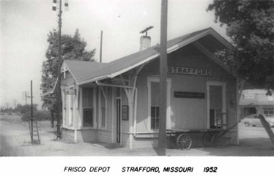 1952 Strafford - Frisco depot