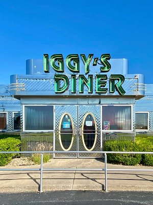2020-06 Carthage - Iggy's Diner by Kimberly Bertel 2