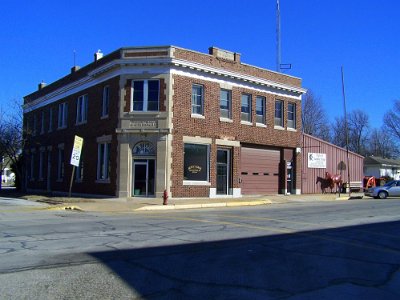 2016 Carterville bank for sale (1)