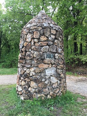 2022-06 Qapaw - Tri state monument (OK, KS and MO) by Don Lancaster 2