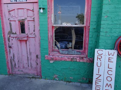 2016-09-07 Commerce - Alien Filling Station (21)