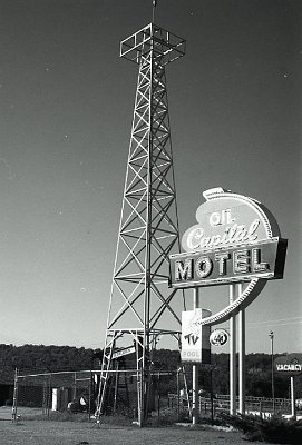 19xx Tulsa - Oil capitol motel