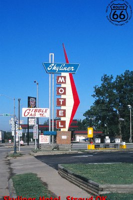 1993-09 Stroud - Skyliner motel by Sjef van Eijk