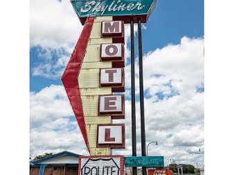 Skyliner motel