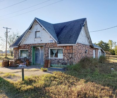 2020-10-04 Luther - Threatt filling station (3)