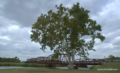 2021-10 OKC - Lake overholser bridge