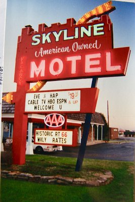 1997 El Reno - Skyline motel by Howard Holmes