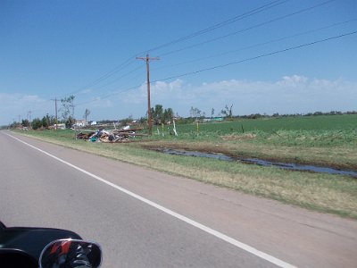2013 - El Reno tornado damage (2)