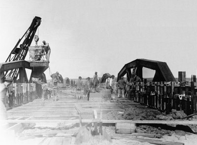 1934 Pony bridge being built (3)