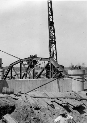 1934 Pony bridge being built (4)