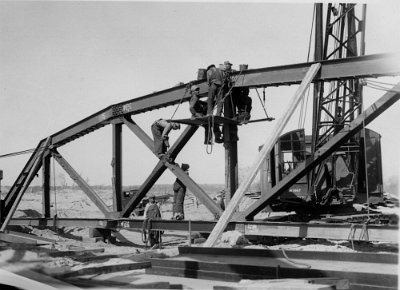 1934 Pony bridge being built (6)