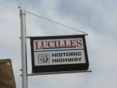 2011-07 Lucille's (6)