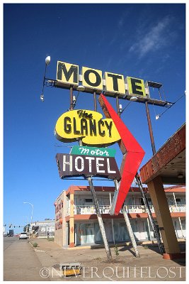 2019 Clinton - Glancy motor hotel by Never Quite lost (8)