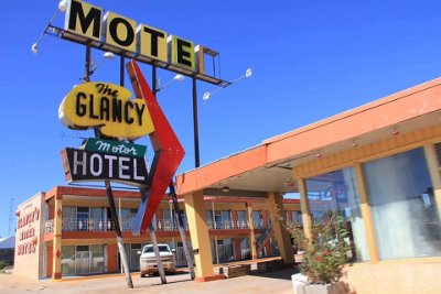 2020 Clinton - Clancey motel