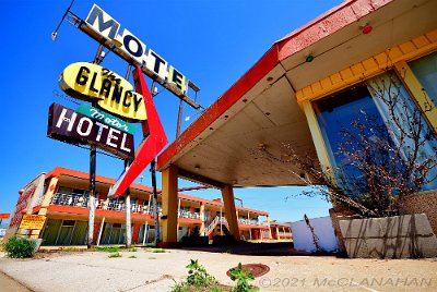 2021-07-12 Clinton - Clancey hotel by Jerry MccLanahan