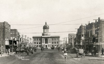 1911-10 Sayre - Courthouse