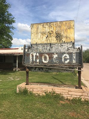 2019 Erick - West Winds motel by Don Lancaster 7