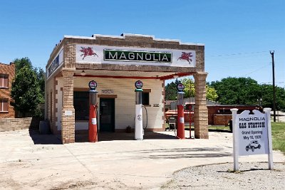 2019-05-30 - Shamrock - Magnolia Station by Tom Walti (2)