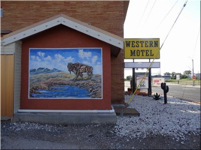 2015-09-03 Shamrock - Western motel (18)